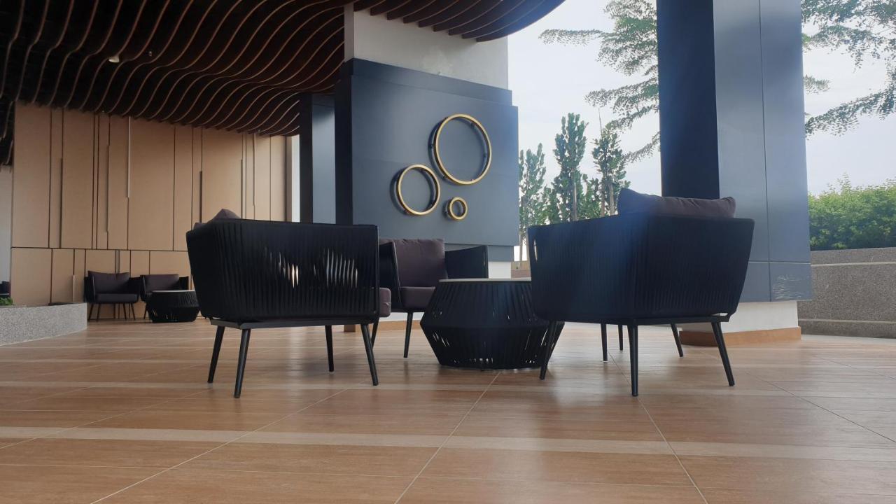 קוטה בארו Prestige Troika Luxury Stay מראה חיצוני תמונה